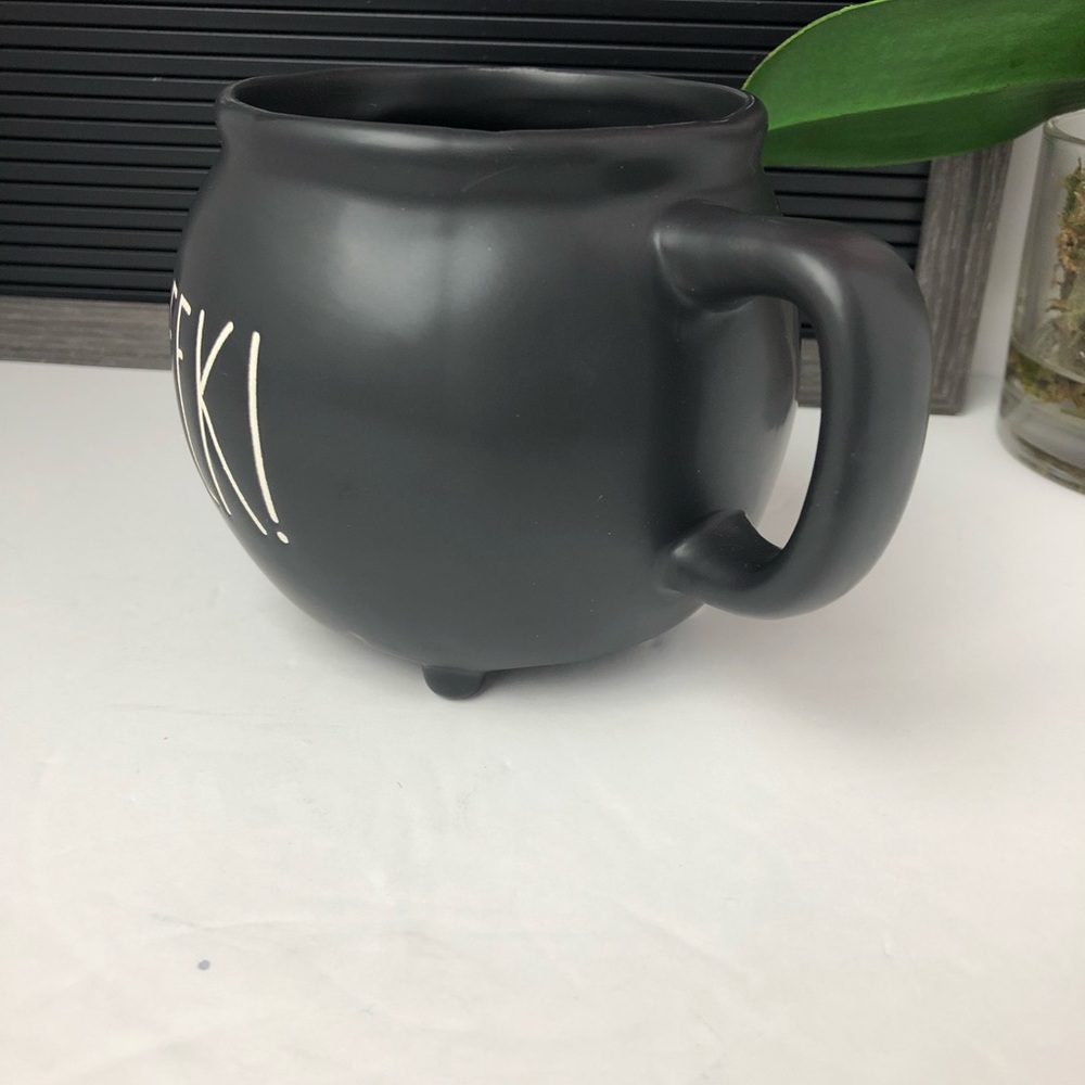🎃 New Rae Dunn EEK! mug - Picture 4 of 9